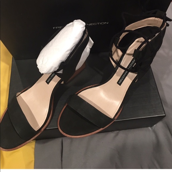 🆕🎉 FRENCH CONNECTION SANDALS 🎉 - Picture 5 of 5